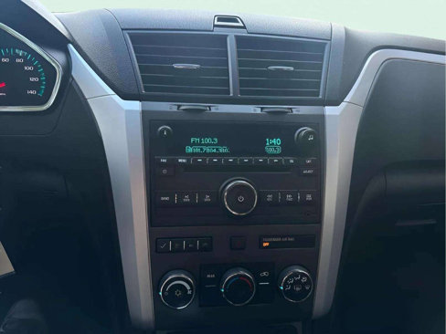 Used 2012 Chevrolet Traverse LT image 16