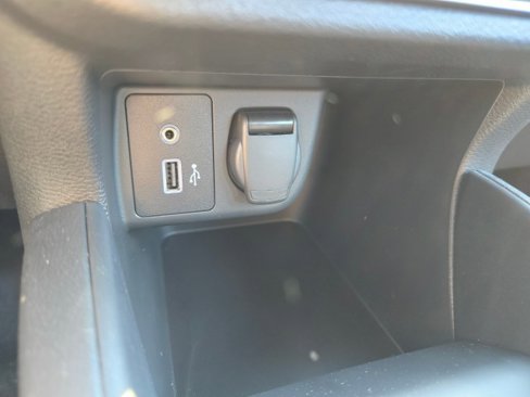 New 2025 Nissan Versa S w/ Trunk Package image 32