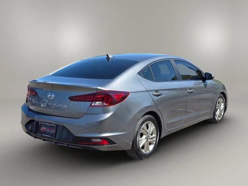 Used 2019 Hyundai Elantra SEL image 5