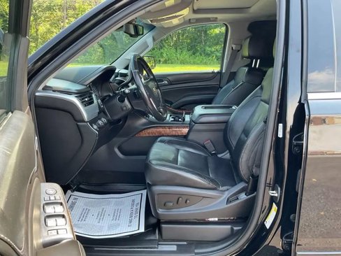 Used 2016 Chevrolet Suburban LTZ image 29