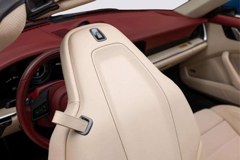 Used 2021 Porsche 911 Targa 4S Heritage Design image 40