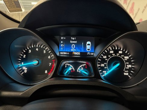 Used 2019 Ford Escape Titanium image 23