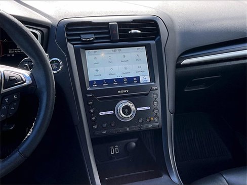 Used 2020 Ford Fusion Titanium image 6