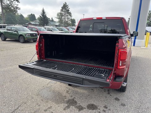Used 2015 Ford F150 Platinum w/ Equipment Group 701A Luxury image 10