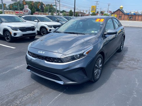 Used 2023 Kia Forte LXS w/ LXS Technology Package image 3
