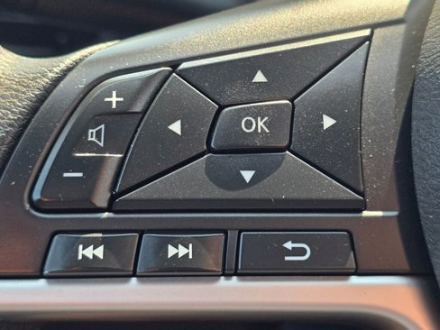 Used 2022 Nissan Altima 2.5 SV image 32
