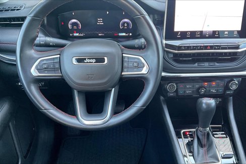 Used 2022 Jeep Compass Trailhawk w/ Trailhawk Elite Group image 8