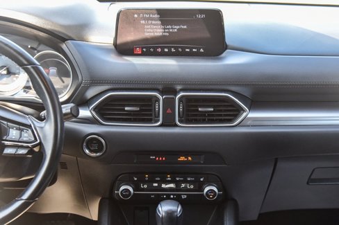 Used 2019 MAZDA CX-5 Touring image 17