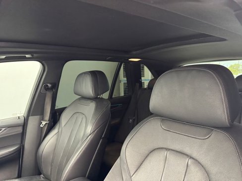 Used 2018 BMW X5 sDrive35i image 5