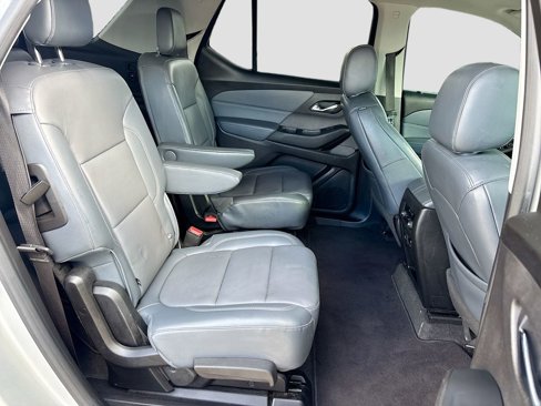 Used 2018 Chevrolet Traverse LT image 30
