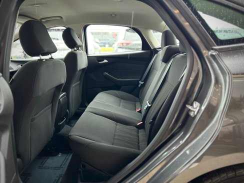 Used 2017 Ford Focus SE image 17