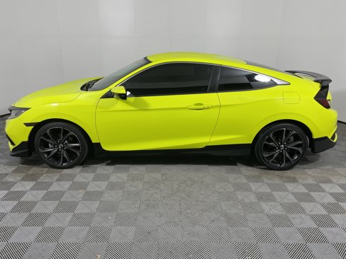 Used 2019 Honda Civic Sport image 2
