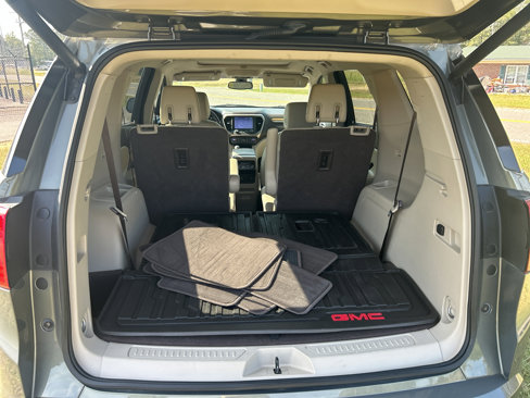 Used 2018 GMC Acadia Denali image 11