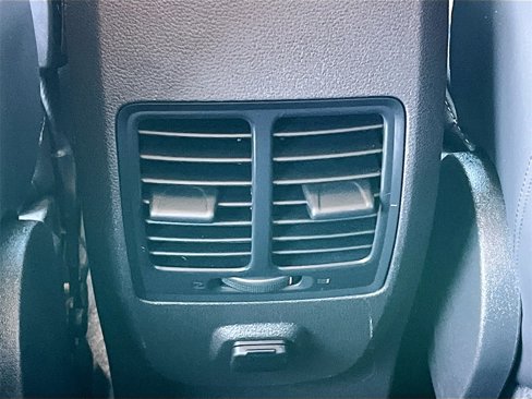 Used 2019 Ford Escape SEL image 25