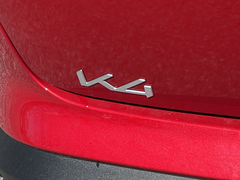 New 2025 Kia K4 LXS image 24