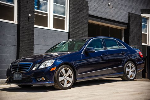 Used 2010 Mercedes-Benz E 350 4MATIC Sedan image 5