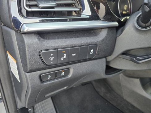 Used 2022 Kia Niro EX image 41