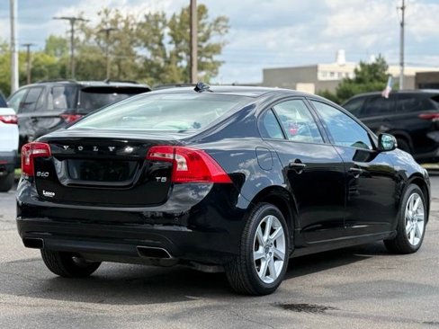 Used 2015 Volvo S60 T5 image 36