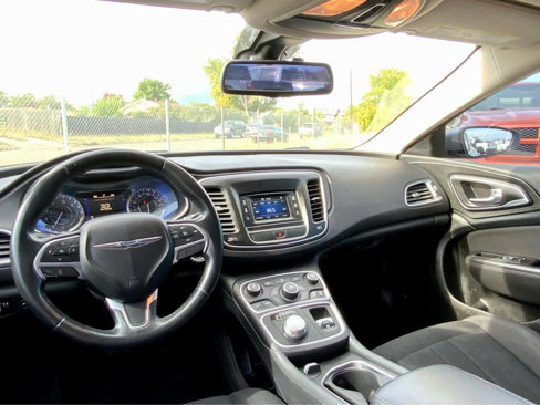 Used 2015 Chrysler 200 Limited w/ Convenience Group image 34
