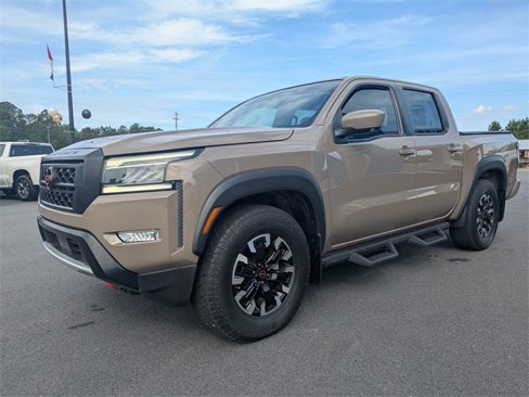 Used 2022 Nissan Frontier Pro-X image 8