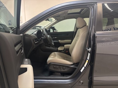 Used 2026 Honda CR-V EX-L image 9