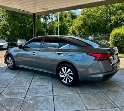 Used 2019 Nissan Altima 2.5 S image 2