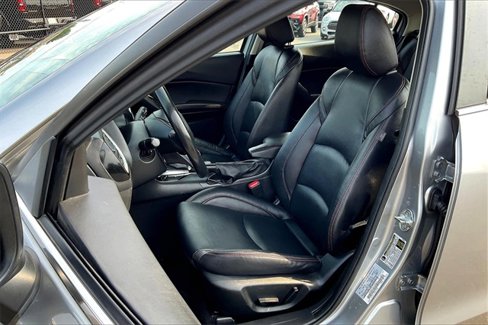 Used 2016 MAZDA MAZDA3 i Grand Touring image 24