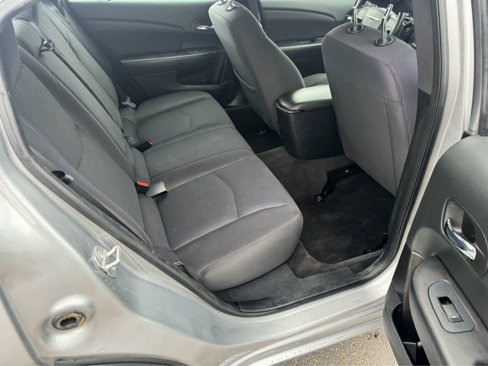 Used 2014 Chrysler 200 LX image 13