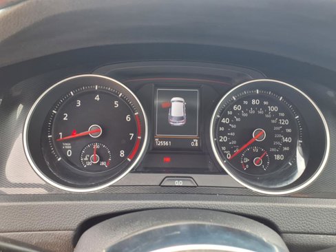 Used 2015 Volkswagen GTI SE image 13