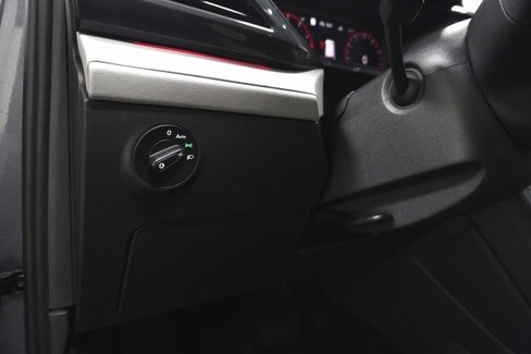 Used 2024 Volkswagen Taos SEL image 22