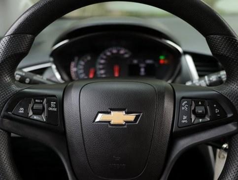 Used 2021 Chevrolet Trax LT image 10