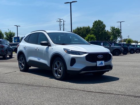 New 2025 Ford Escape ST-Line w/ Equipment Group 301A image 2