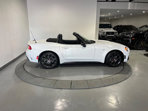 Used 2017 FIAT 124 Spider Abarth image 10