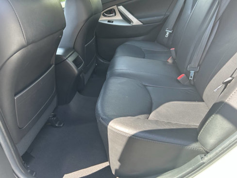 Used 2011 Toyota Camry SE image 18