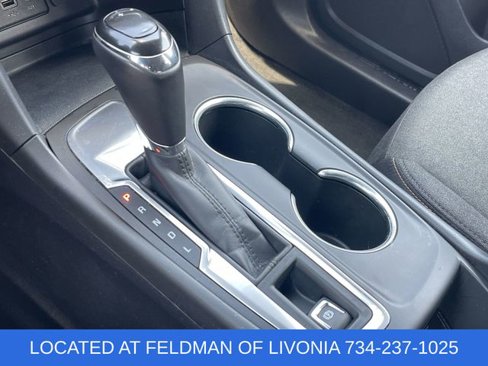 Used 2019 Chevrolet Equinox LT image 15