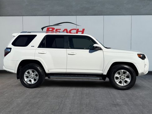 Used 2014 Toyota 4Runner 2WD image 6