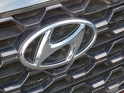 Used 2019 Hyundai Santa Fe SEL image 26