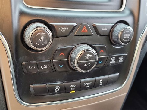 Used 2016 Jeep Grand Cherokee Laredo w/ Quick Order Package 23E image 18