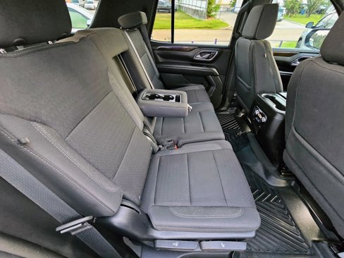 Used 2024 GMC Yukon SLE image 12