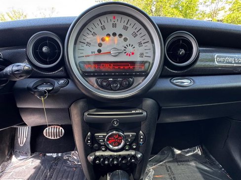 Used 2013 MINI Cooper S image 30