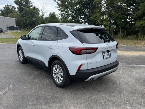 New 2025 Ford Escape Active image 4