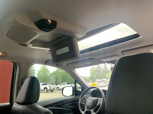 Used 2019 Honda Pilot Elite image 63