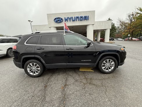 Used 2021 Jeep Cherokee Latitude Plus w/ Sun & Sound Group image 2