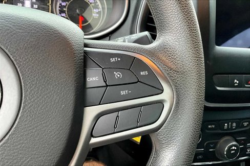 Used 2020 Jeep Cherokee Latitude image 20