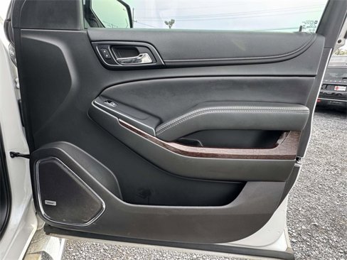 Used 2018 GMC Yukon SLT w/ Premium Edition image 13