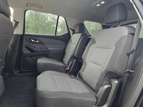 Used 2019 Chevrolet Traverse LT image 14