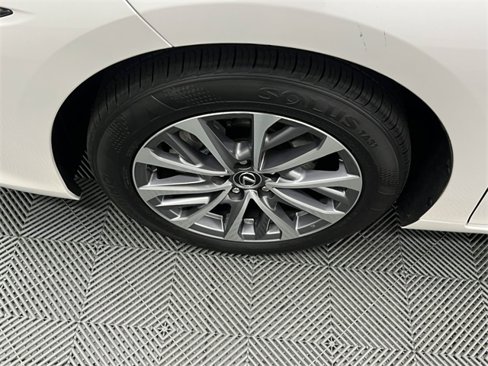 Certified 2022 Lexus ES 350 image 23