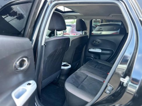 Used 2017 Nissan Juke SV image 31