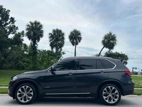 Used 2016 BMW X5 xDrive50i image 9