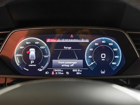 Used 2022 Audi e-tron Prestige w/ Prestige Package image 17
